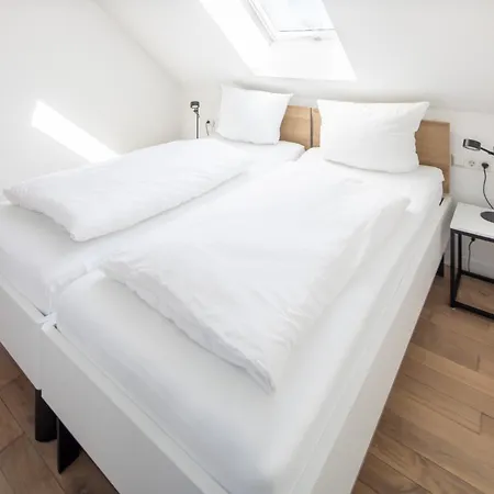 Quartier M12 Apartment